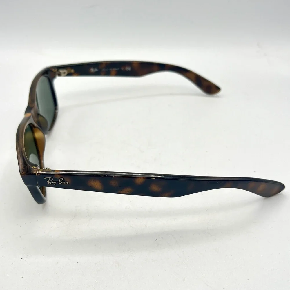 Ray-Ban RB2132 New Wayfarer Sunglasses Tortoise Shell 902 52-18 3N Italy